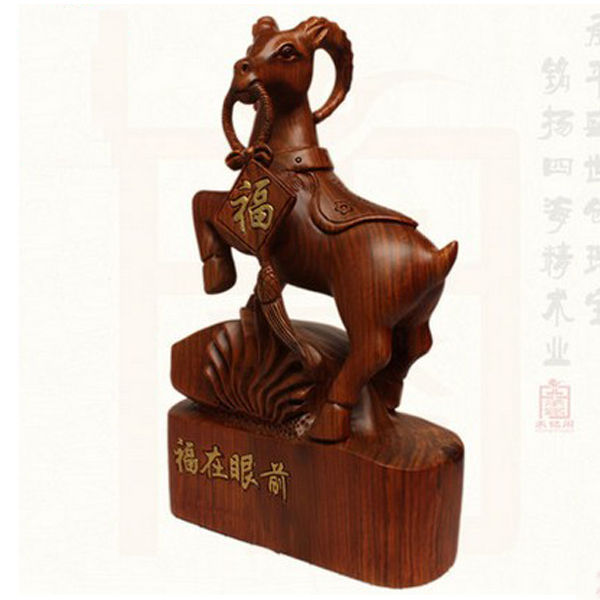 5Cgo 42145284973 生肖羊擺件木雕羊工藝品招財擺件福在眼前實木質雕刻工藝居家辦公室臥室書房風水擺設羊年福氣鎮宅生財裝飾 CHX99010