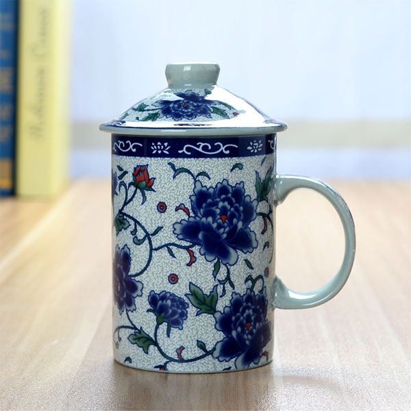 5Cgo  26005516402 景德鎮青花瓷陶瓷茶杯個人帶蓋辦公室泡茶杯子複古瓷器會議喝水杯泡茶杯飲茶   LAY62000