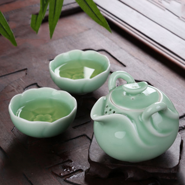 5Cgo 37653493170 青瓷一壺兩杯單人茶具套裝茶道茶杯陶瓷茶壺快客杯二杯旅行泡茶器   LAY91100