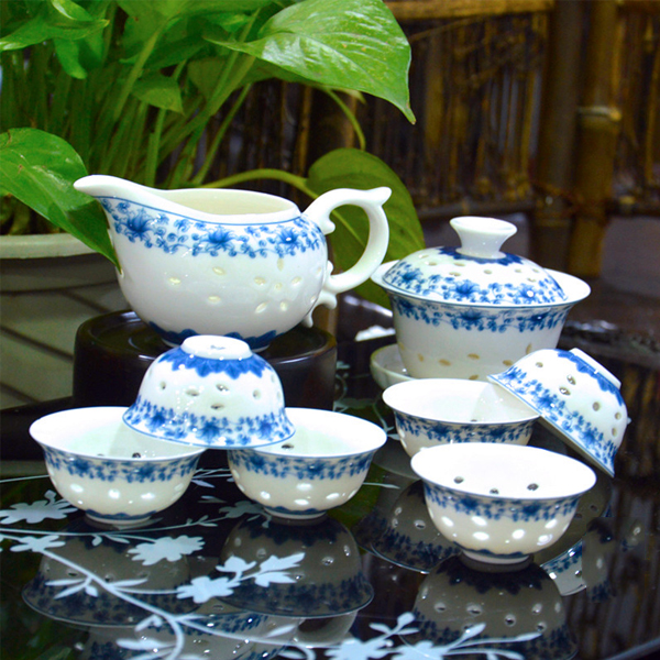 5Cgo 42522715523 景德鎮通花玲珑蓮花陶瓷套組三才碗蓋碗茶海品茗杯整套茶具米通整套茶具 8件套   LAY80100