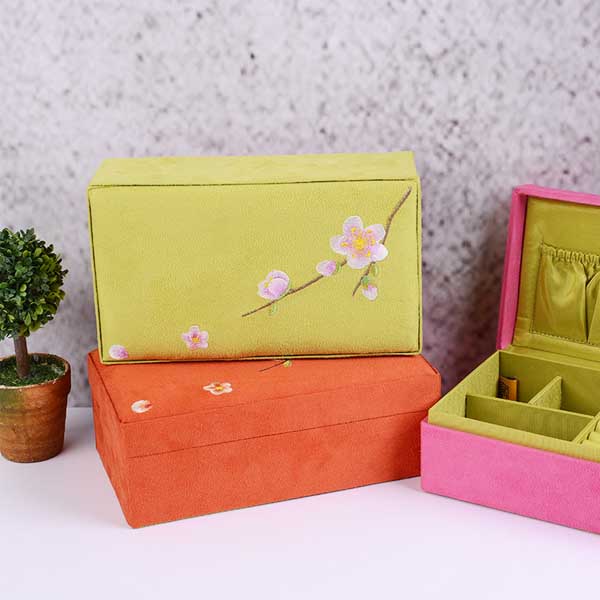 5Cgo 521539541778 創意首飾盒 絨布公主飾品盒 刺繡單層珠寶盒 中國風珠寶收納盒 GSX64000