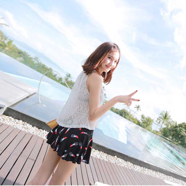 5Cgo 529750332619 泳衣女三件套裙式顯瘦韓國小香風保守學生分體小胸聚攏遮肚游泳衣     GSX88000