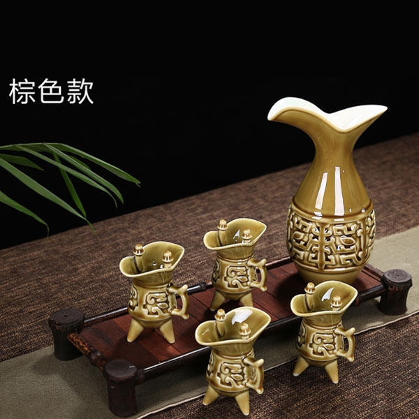 5Cgo 536446303999 一壺四杯仿古古代酒壺高腳酒杯浮雕陶瓷酒具白酒杯爵杯烈酒杯高腳杯套裝  HJT83100