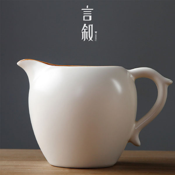 5Cgo 552013327079 脂白帶手把茶壺茶杯泡茶茶海公道杯簡約仿古陶瓷分茶器大號茶海啞光定窯公杯  HJT54000