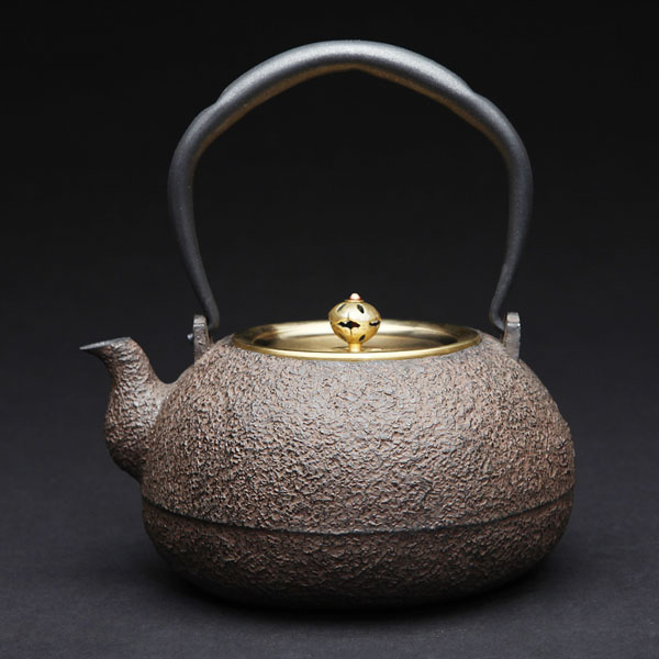 5Cgo 44686330200 盛虎堂正品手工鑄鐵壺茶壺茶杯泡茶茶海茶玩日本南部關西生鐵壺老鐵壺鐵鏽色布袋 HJT00110